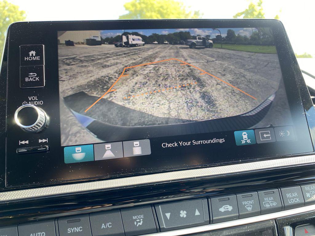 new 2026 Honda Odyssey car, priced at $45,433