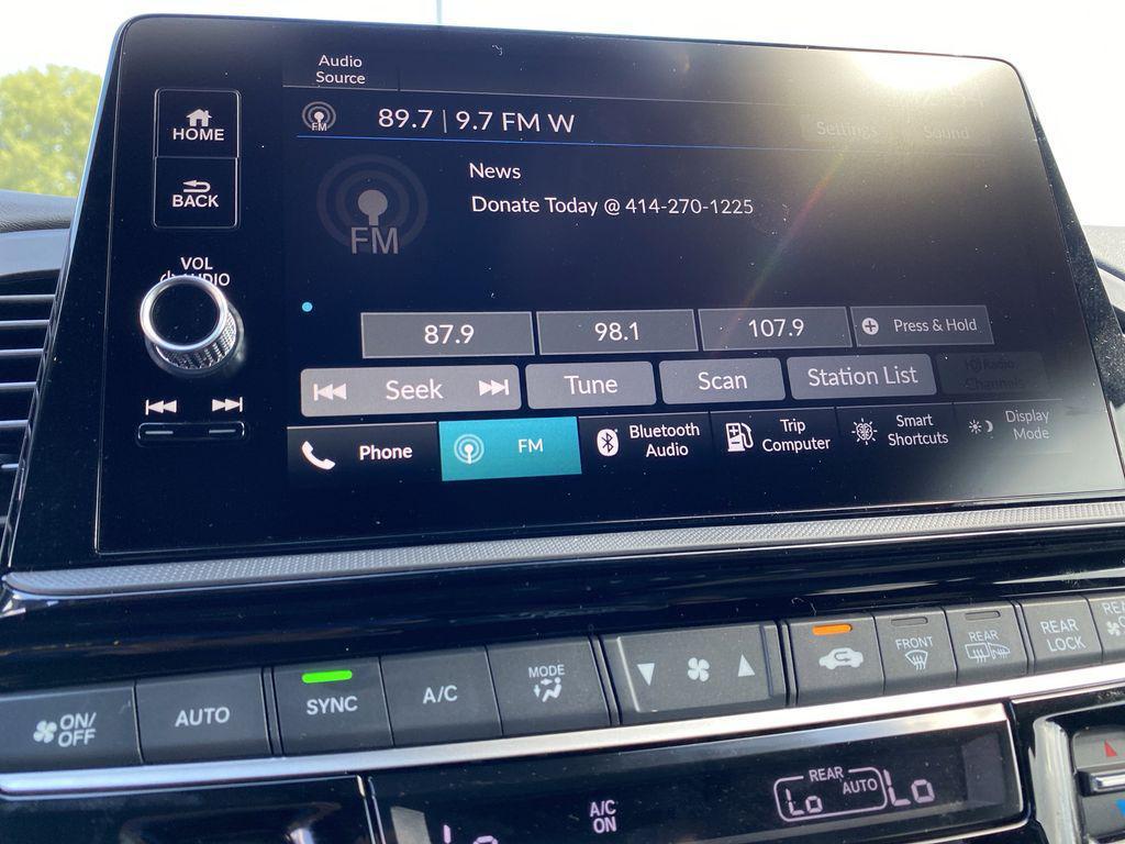 new 2026 Honda Odyssey car, priced at $43,042