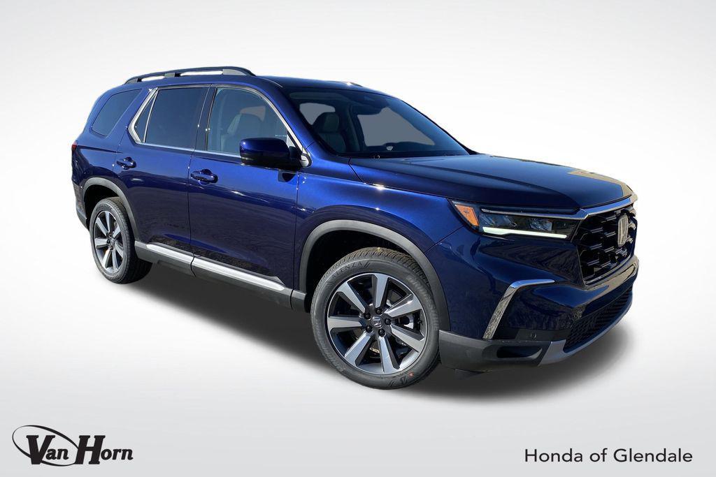 new 2025 Honda Pilot car, priced at $47,295