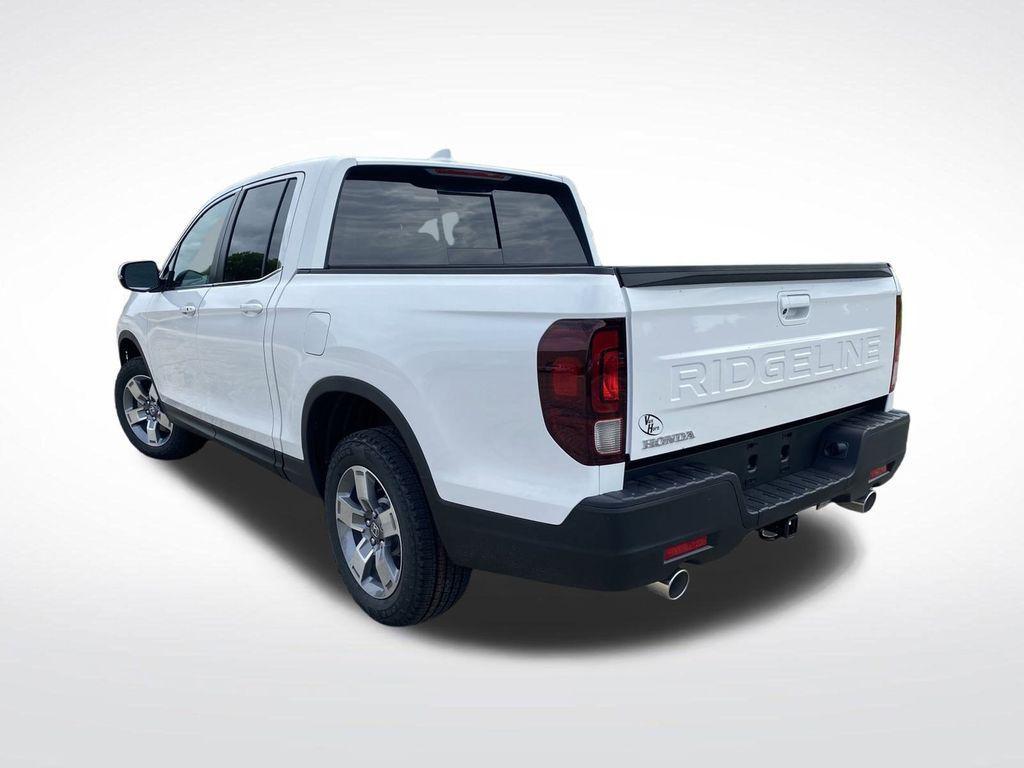 new 2025 Honda Ridgeline car, priced at $41,542