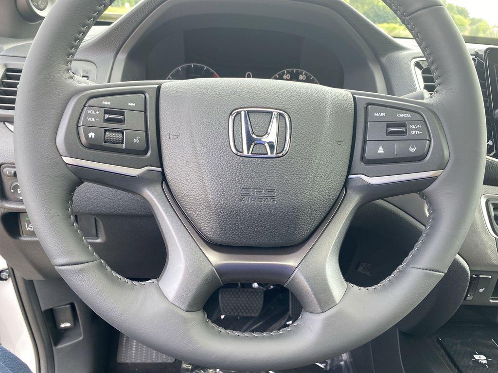 new 2025 Honda Ridgeline car, priced at $41,542