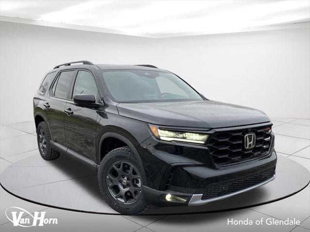 new 2025 Honda Pilot car, priced at $48,795