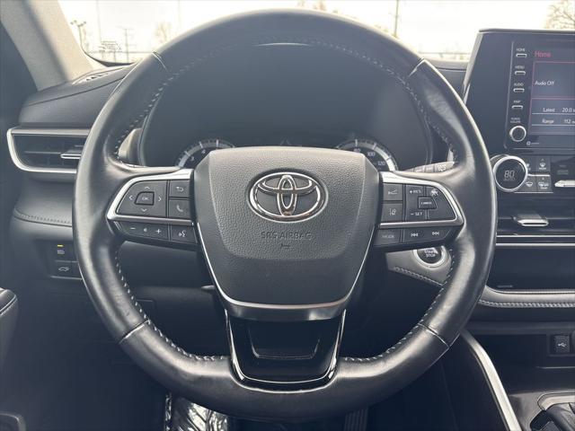 used 2021 Toyota Highlander car, priced at $22,866