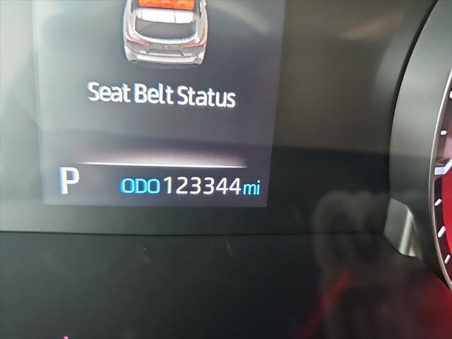 used 2021 Toyota Highlander car, priced at $22,336