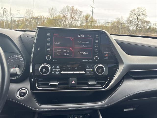 used 2021 Toyota Highlander car, priced at $22,866