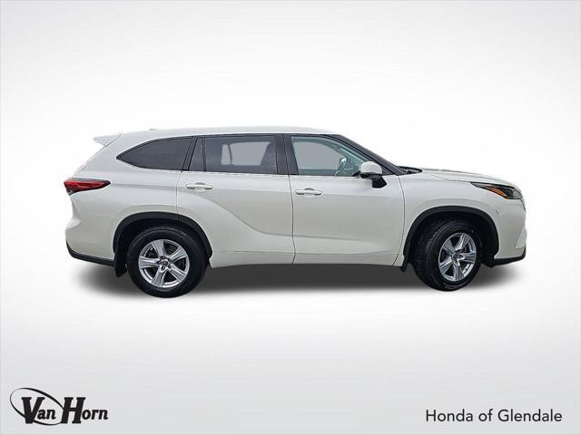 used 2021 Toyota Highlander car, priced at $22,336