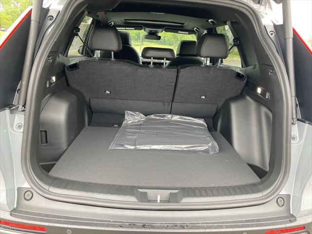 new 2026 Honda CR-V Hybrid car, priced at $42,075