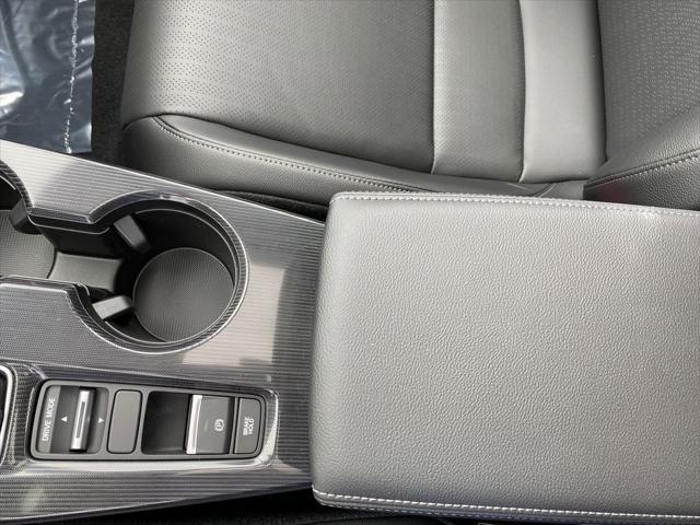 new 2025 Honda Civic Hybrid car, priced at $33,150