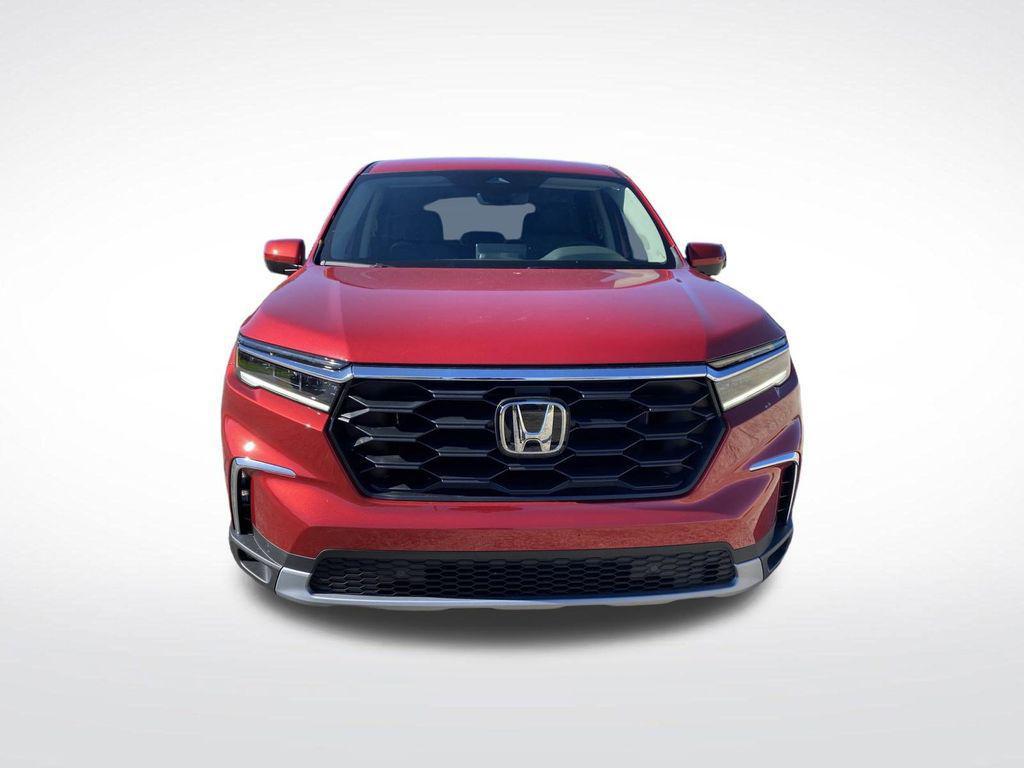 new 2025 Honda Pilot car, priced at $43,883