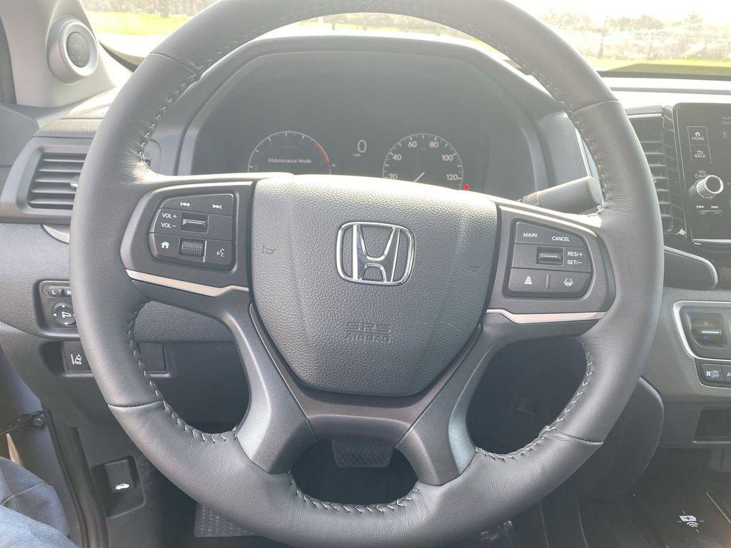 new 2025 Honda Ridgeline car, priced at $39,490