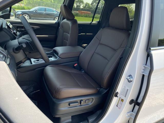 new 2025 Honda Ridgeline car, priced at $41,542