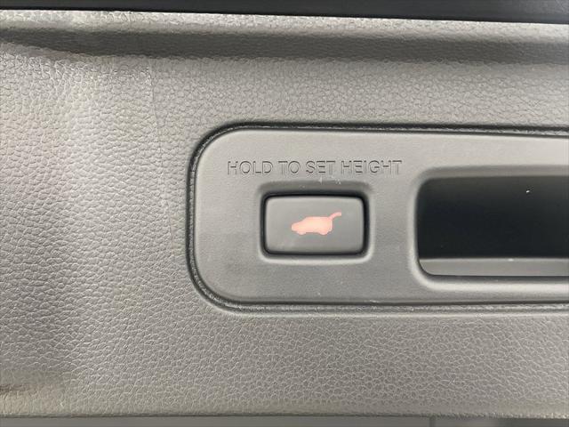 used 2024 Honda Pilot car, priced at $45,998