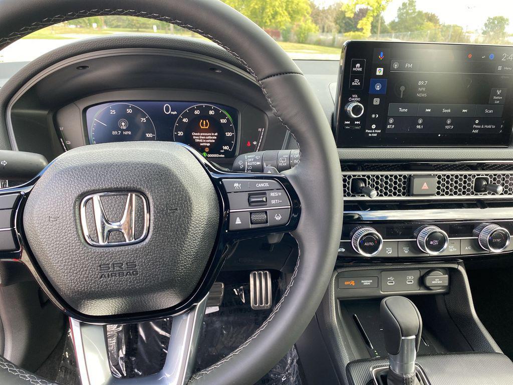 new 2026 Honda Civic Hybrid car, priced at $32,713