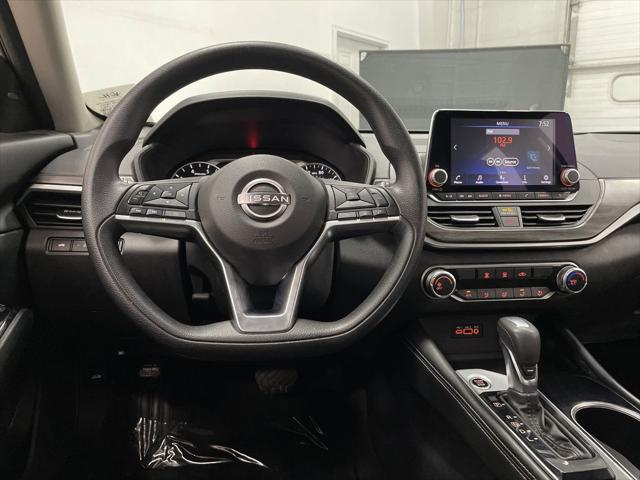 used 2023 Nissan Altima car, priced at $19,547