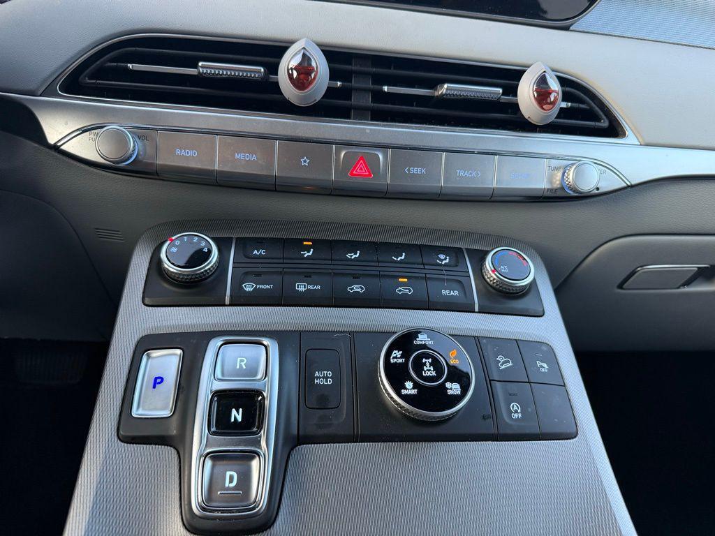 used 2022 Hyundai Palisade car, priced at $28,000