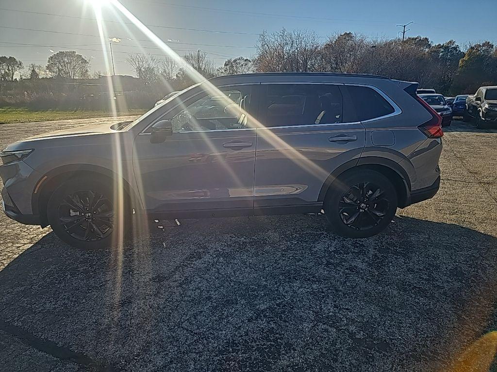 used 2023 Honda CR-V Hybrid car, priced at $37,222