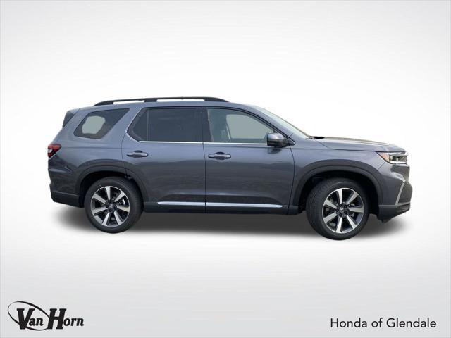 new 2025 Honda Pilot car, priced at $53,250
