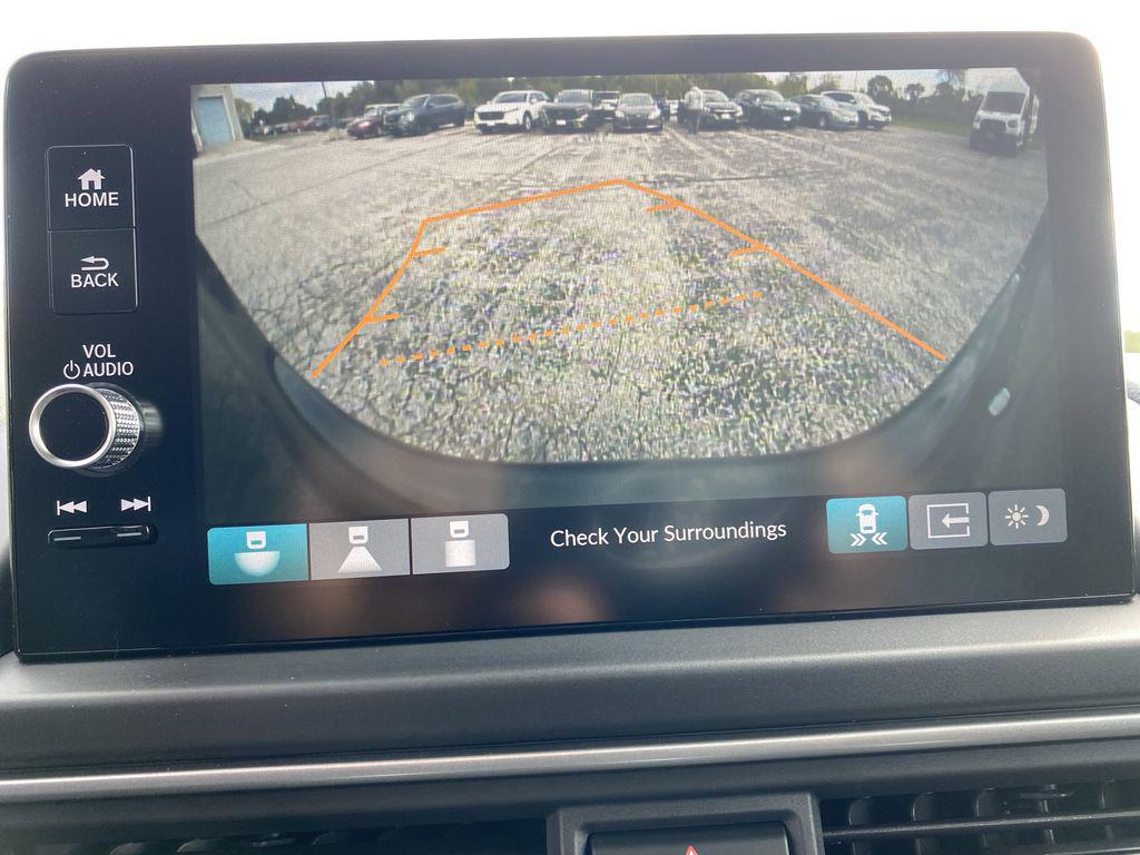 new 2025 Honda Pilot car, priced at $47,339