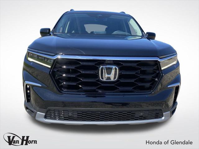 new 2025 Honda Pilot car, priced at $52,520