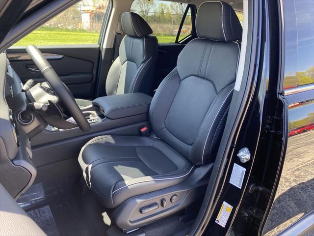 new 2025 Honda Pilot car, priced at $52,520