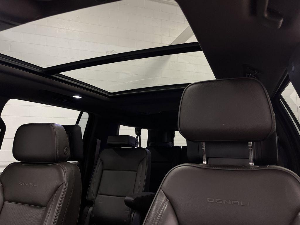 used 2023 GMC Yukon XL car, priced at $76,649