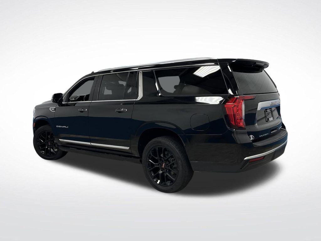 used 2023 GMC Yukon XL car, priced at $76,649