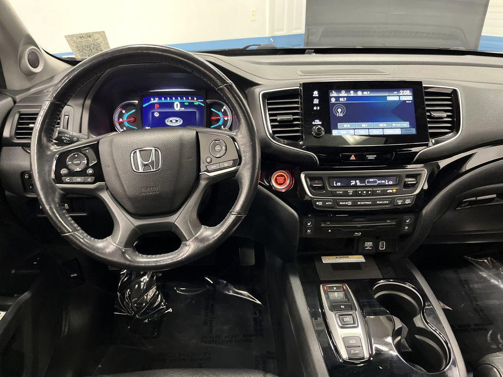 used 2020 Honda Pilot car, priced at $27,576