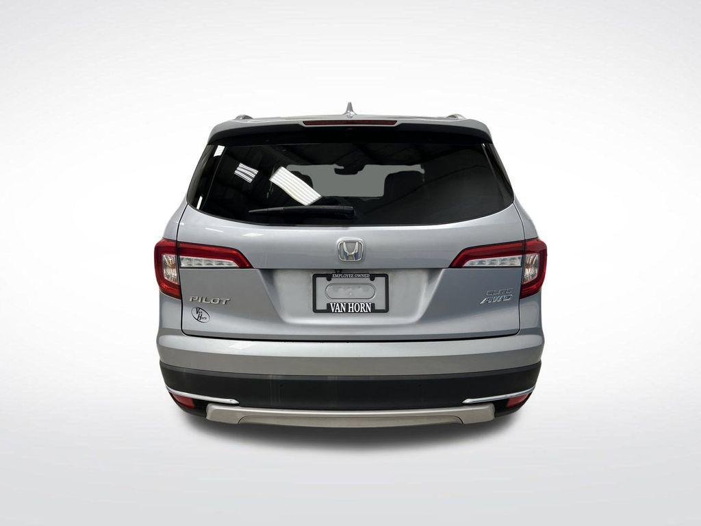 used 2020 Honda Pilot car, priced at $27,576