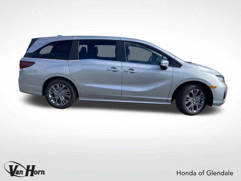 new 2026 Honda Odyssey car, priced at $48,990