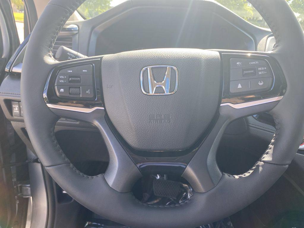 new 2026 Honda Odyssey car, priced at $48,990
