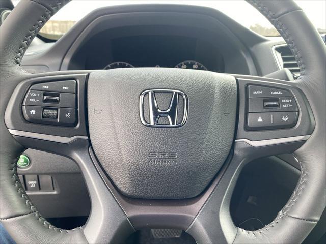 new 2025 Honda Ridgeline car, priced at $40,585