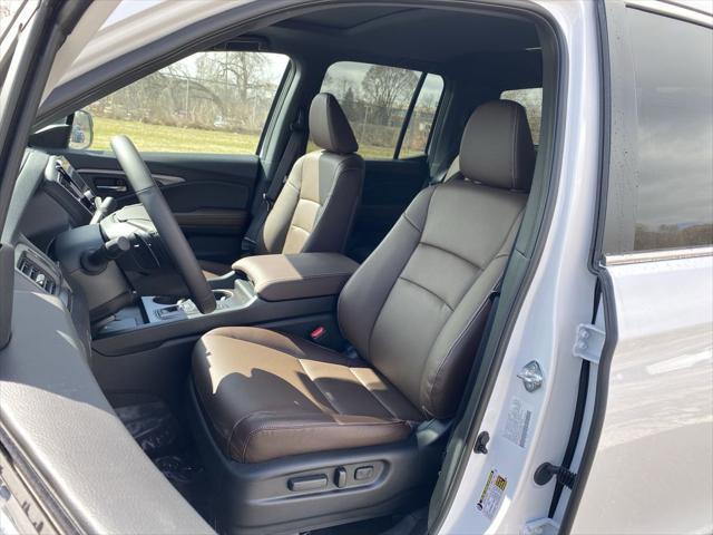 new 2025 Honda Ridgeline car, priced at $40,585