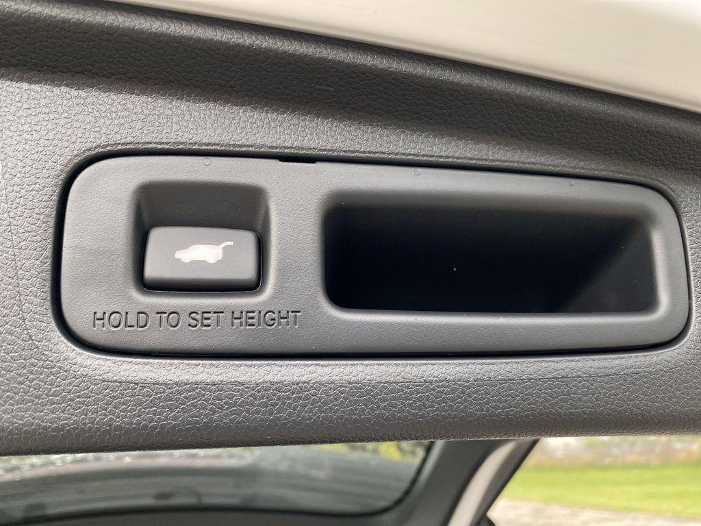 new 2026 Honda CR-V Hybrid car, priced at $40,115