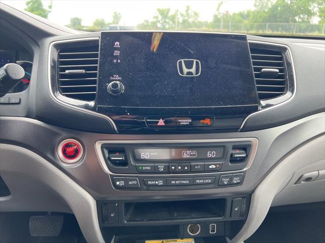 used 2022 Honda Pilot car, priced at $35,857
