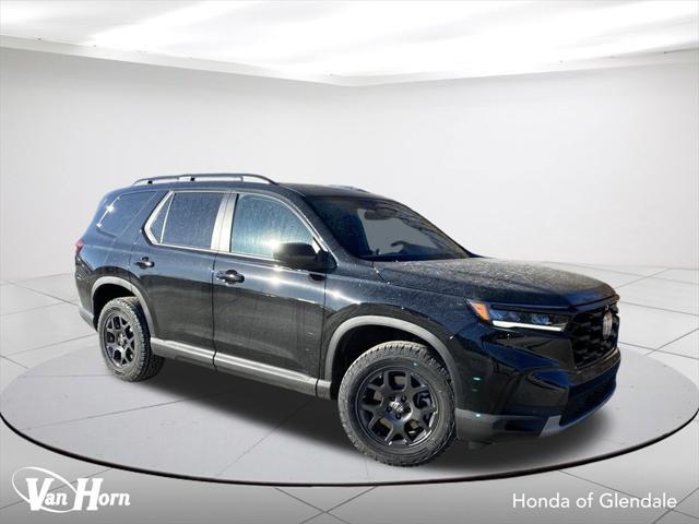 new 2025 Honda Pilot car, priced at $47,995