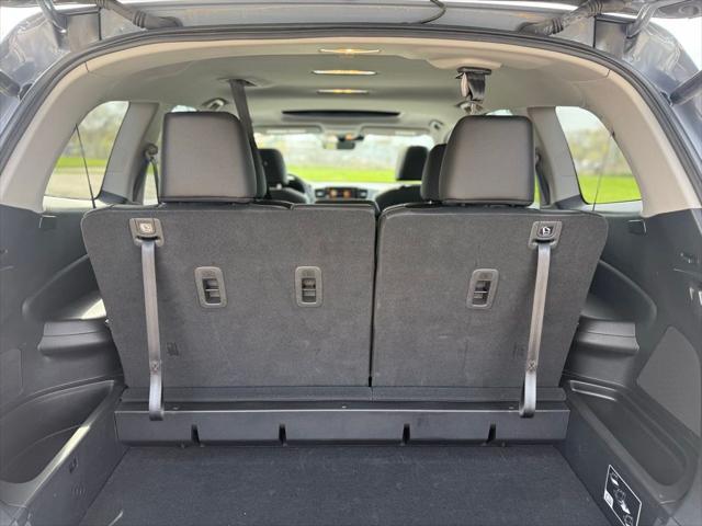 used 2022 Honda Pilot car, priced at $32,999