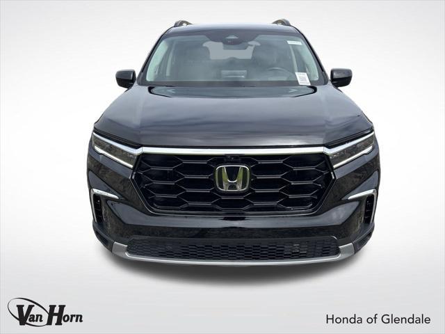 used 2025 Honda Pilot car, priced at $48,563