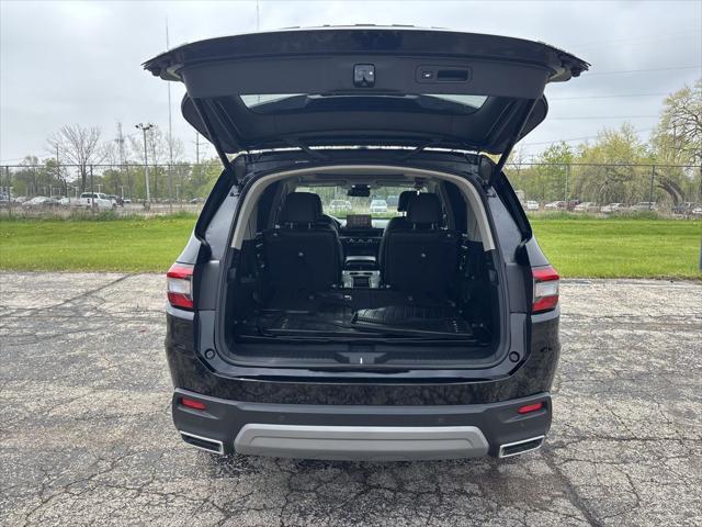 used 2025 Honda Pilot car, priced at $48,563