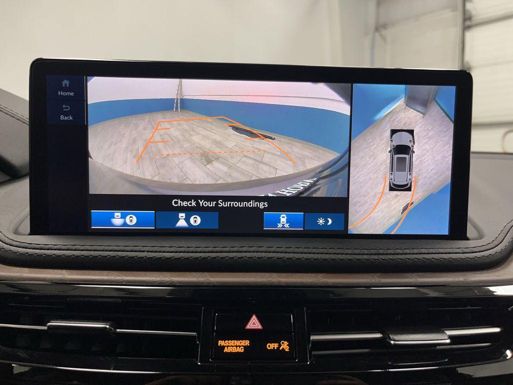 used 2025 Acura MDX car, priced at $58,000