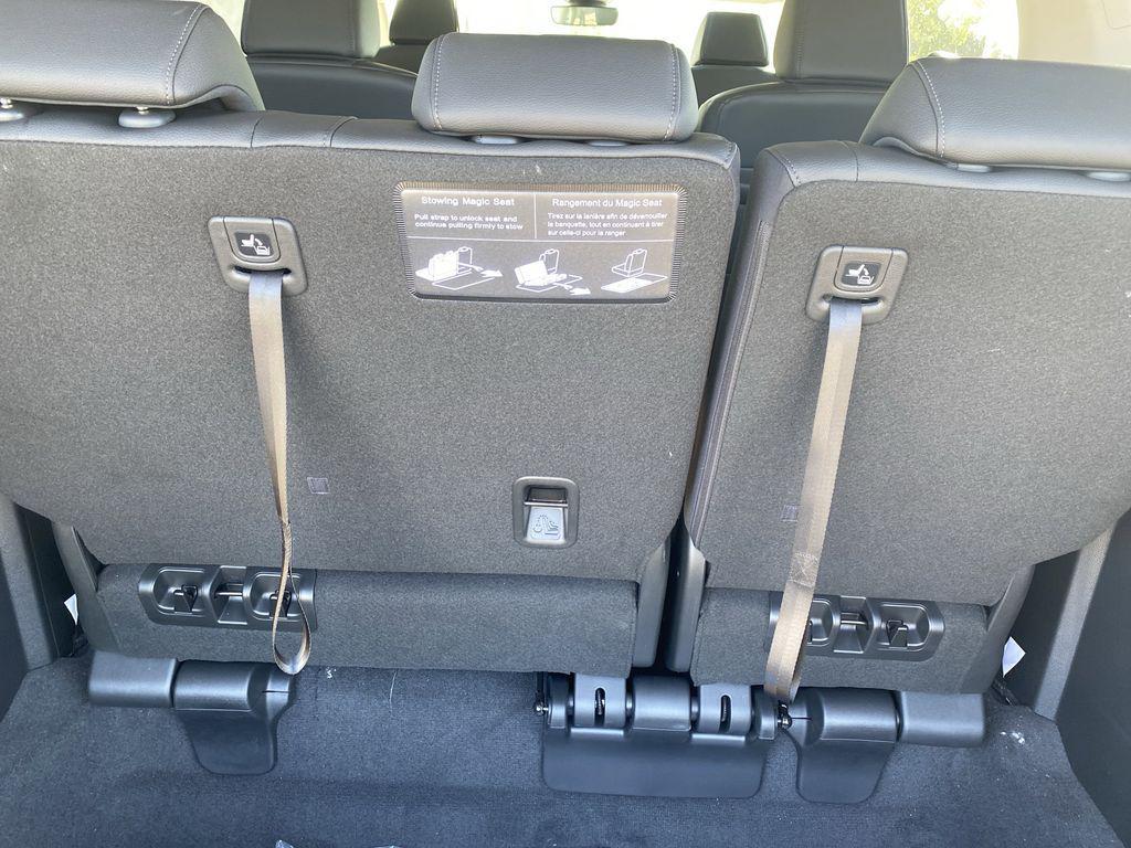 new 2026 Honda Odyssey car, priced at $42,164