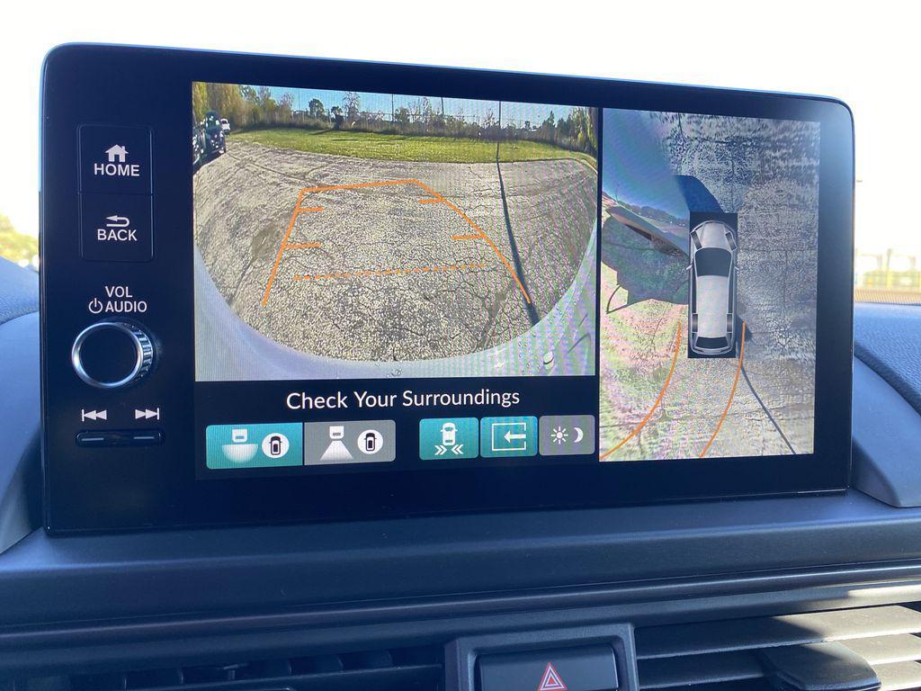 new 2025 Honda Pilot car, priced at $47,219