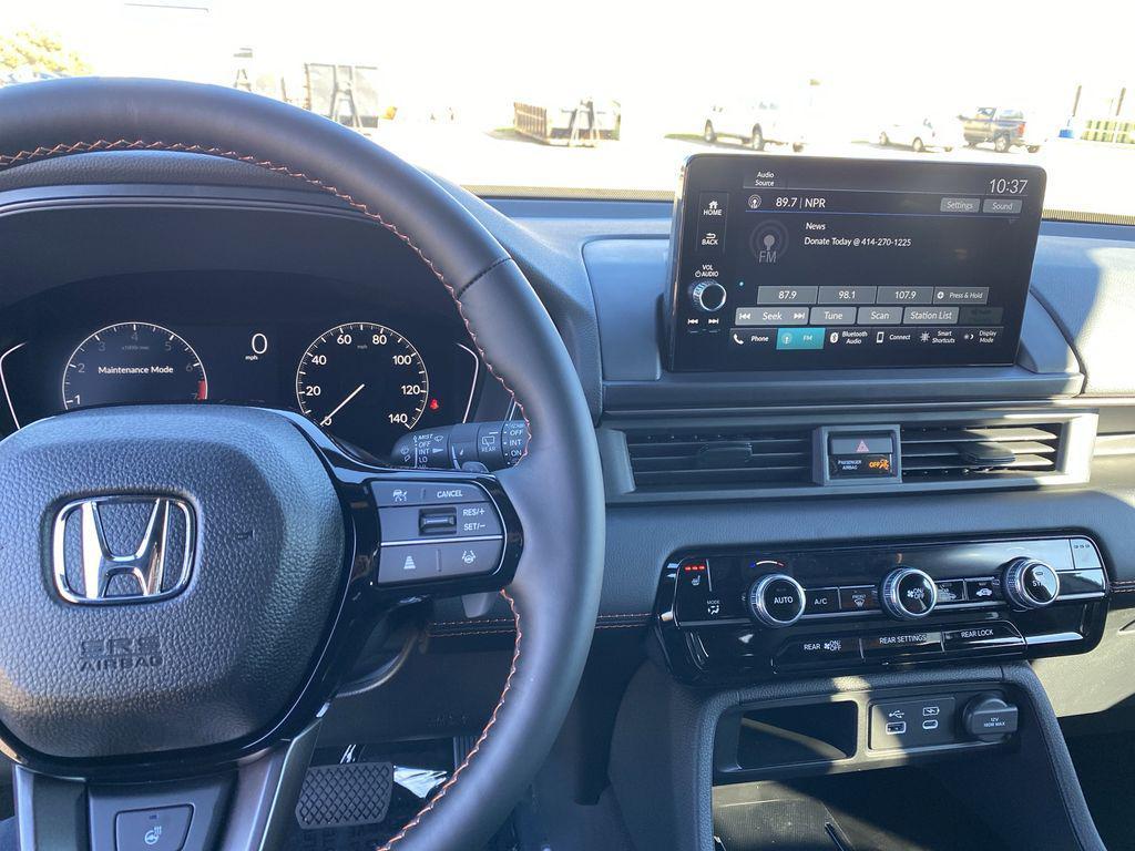 new 2025 Honda Pilot car, priced at $47,219