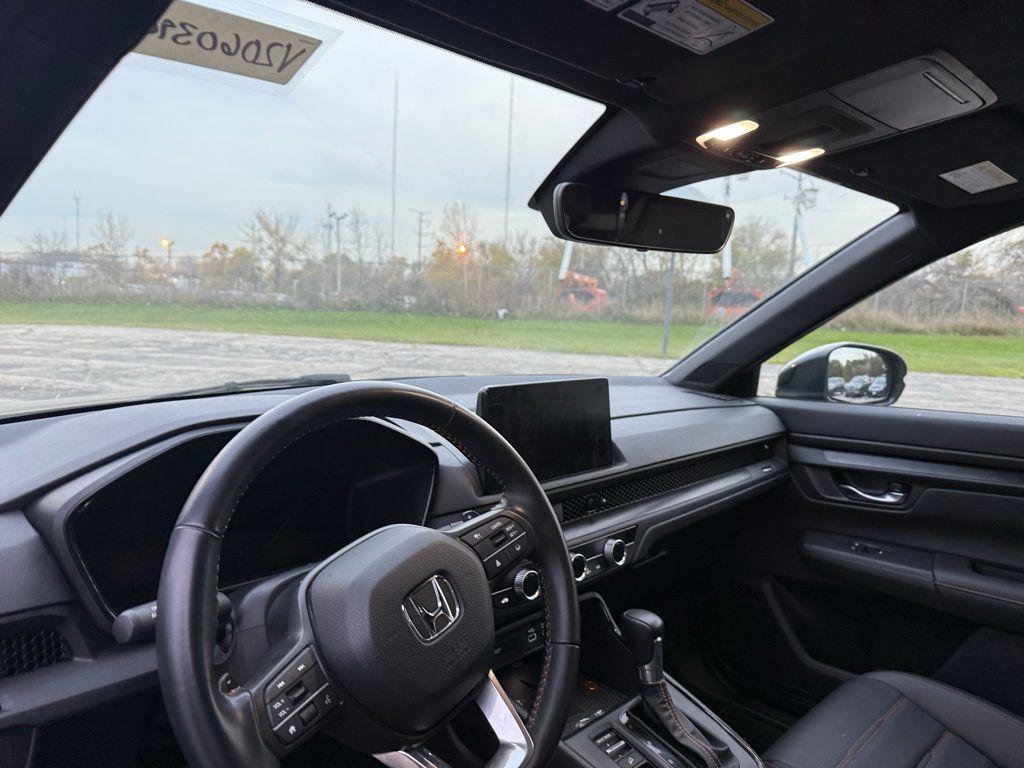 used 2025 Honda CR-V Hybrid car, priced at $35,800