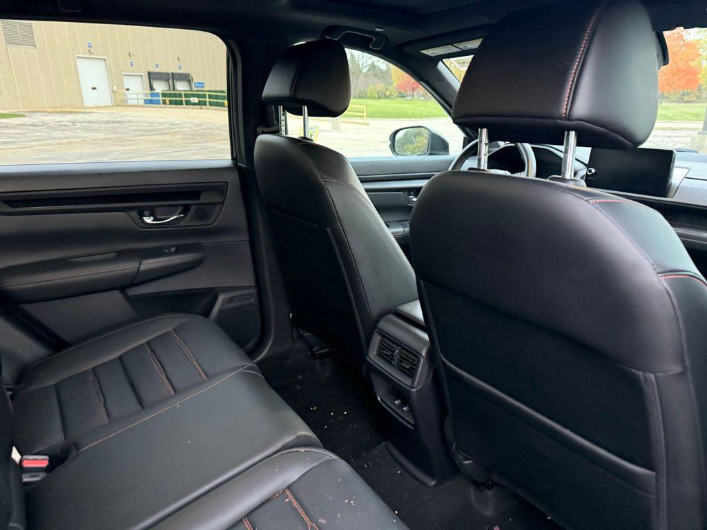 used 2025 Honda CR-V Hybrid car, priced at $35,800