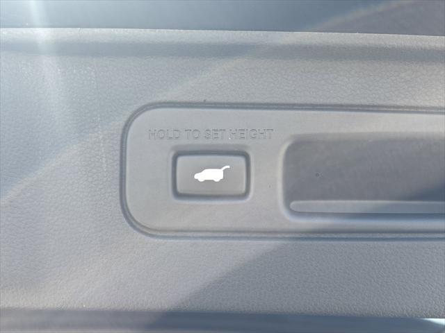 used 2023 Honda Pilot car, priced at $37,655