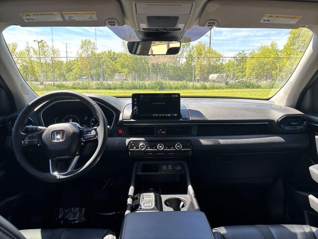 used 2023 Honda Pilot car, priced at $37,655