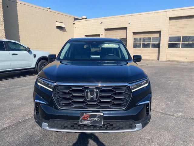 used 2023 Honda Pilot car, priced at $40,920