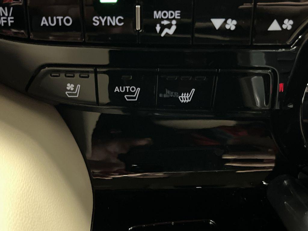 used 2024 Acura MDX car, priced at $46,470