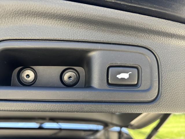 used 2022 Honda Pilot car, priced at $30,811