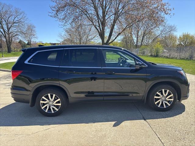 used 2022 Honda Pilot car, priced at $30,811